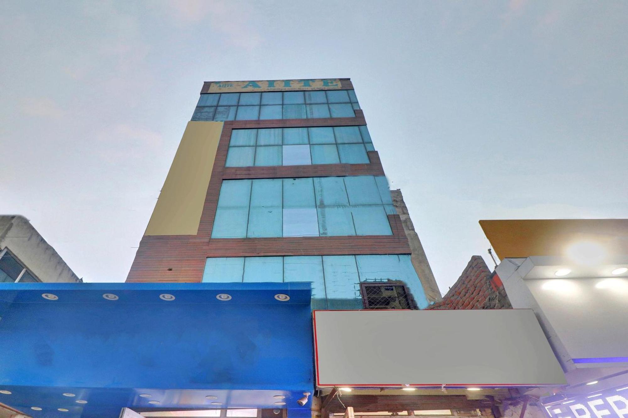 Super Capital O Moody Inn เดลี ภายนอก รูปภาพ